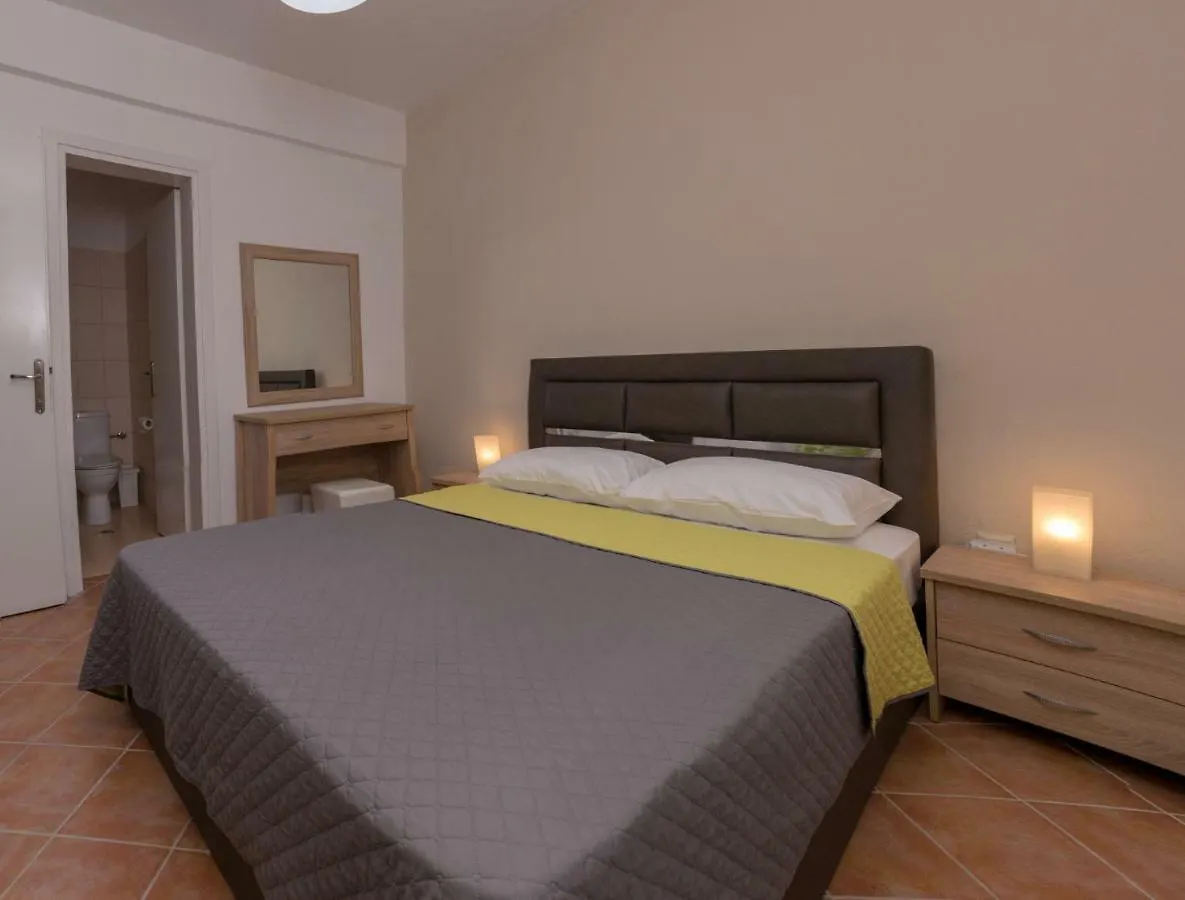 Vila Georgia Siviri Villa