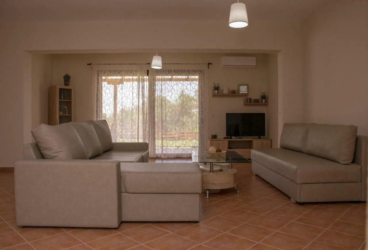 Villa Vila Georgia Siviri Greece
